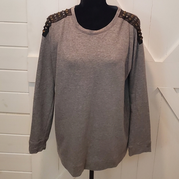 Two by Vince Camuto sweater - Picture 1 of 4